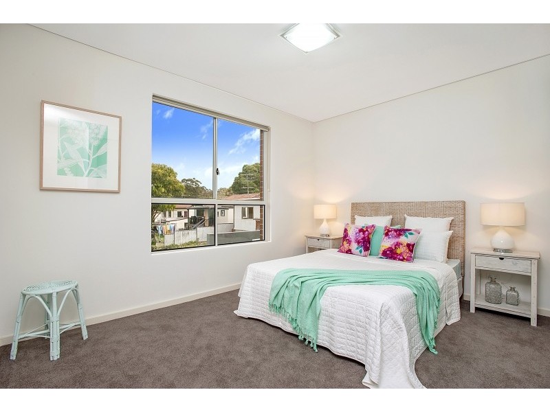 1/61-63 Walker Street, Helensburgh NSW 2508