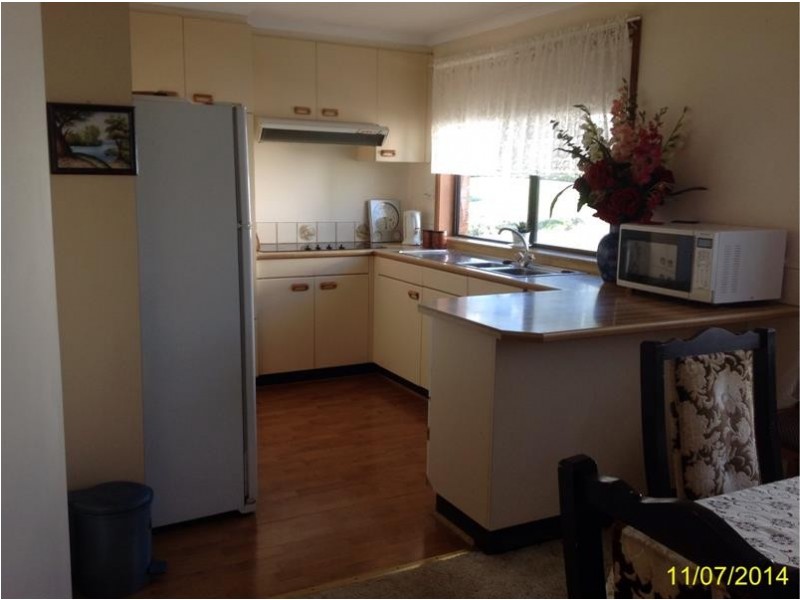 4 Parkes Street, Helensburgh NSW 2508