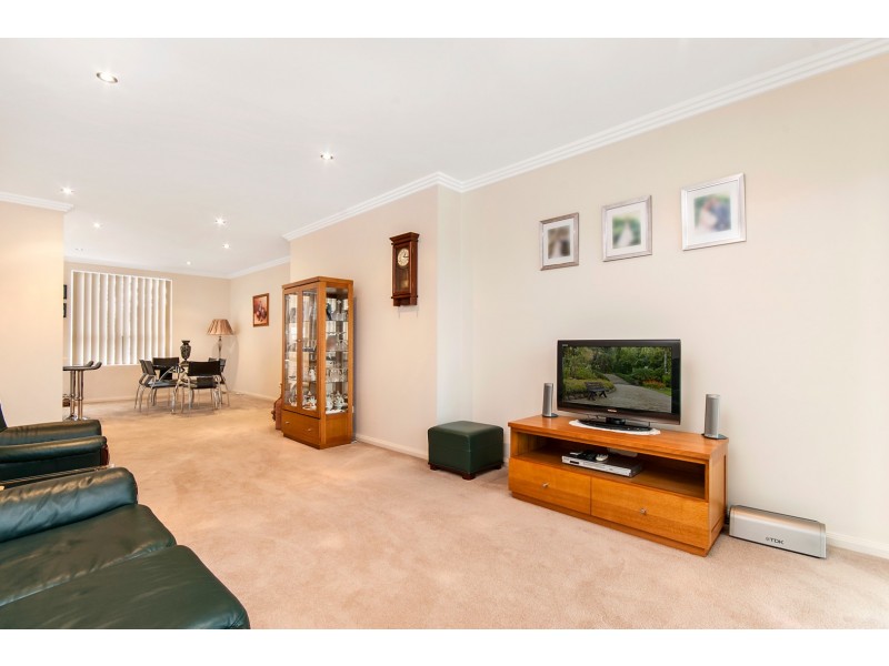 20/20 Walker Street, Helensburgh NSW 2508