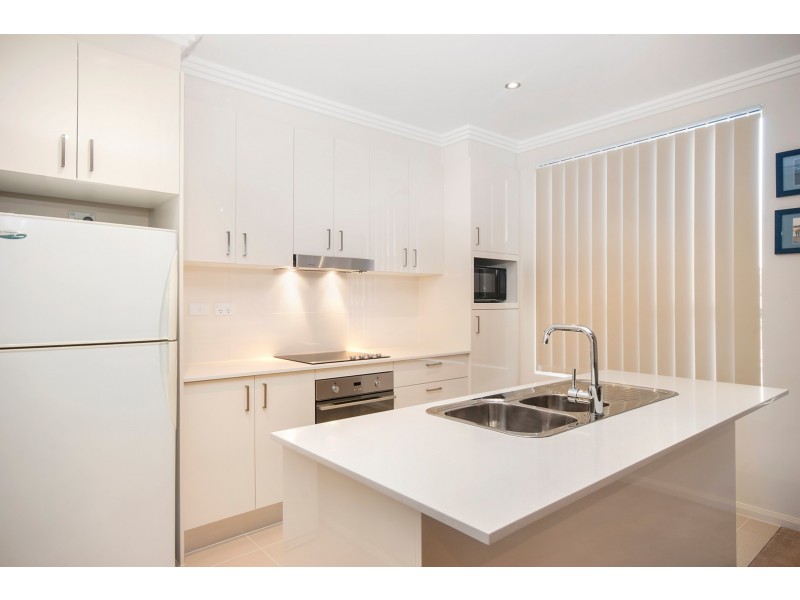 20/20 Walker Street, Helensburgh NSW 2508