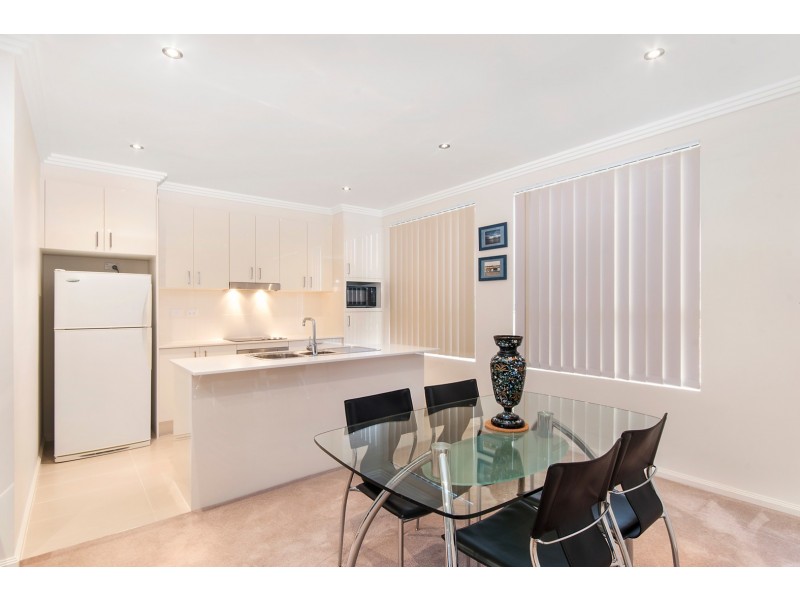 20/20 Walker Street, Helensburgh NSW 2508