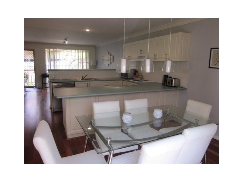 2/33 Stuart Street, Helensburgh NSW 2508