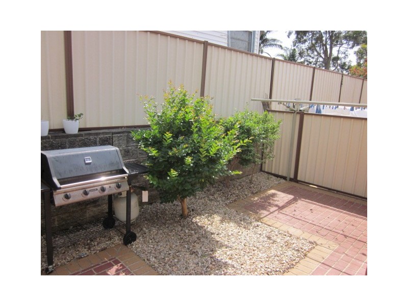 2/33 Stuart Street, Helensburgh NSW 2508