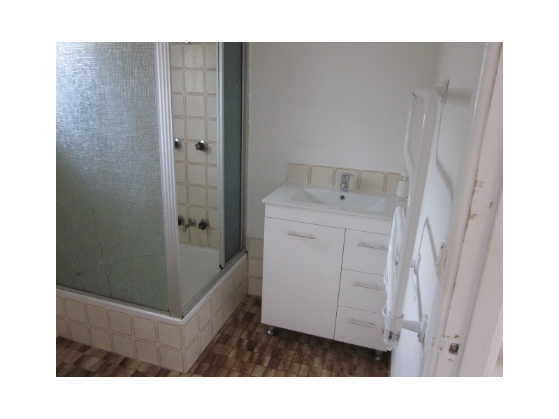 20 Vera Street, Helensburgh NSW 2508