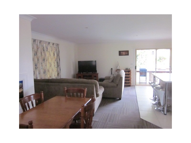 23 Chadwick Grove, Helensburgh NSW 2508