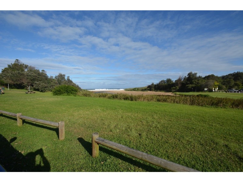 16a Seaview Crescent, Stanwell Park NSW 2508