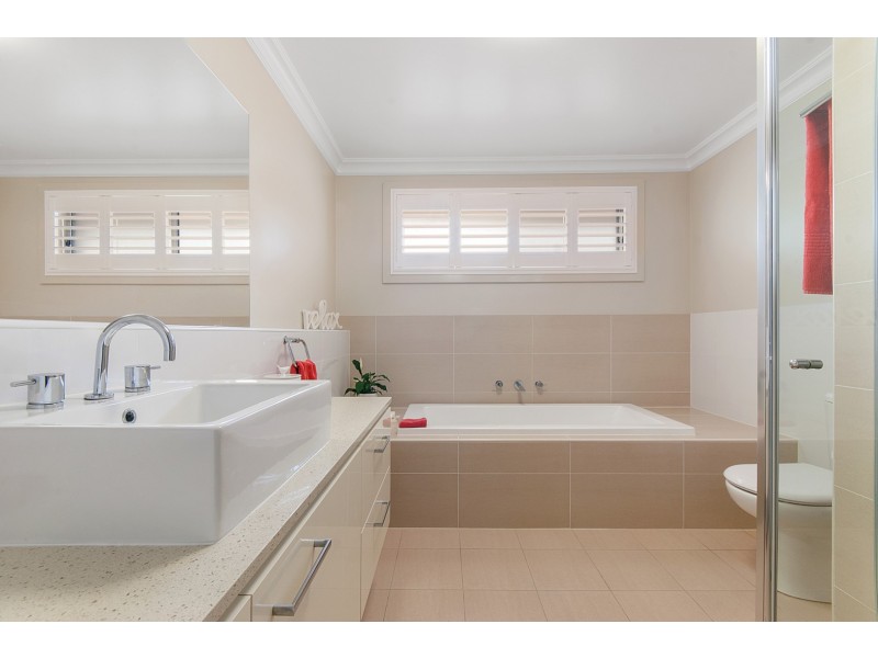 9 Handley Street, Helensburgh NSW 2508