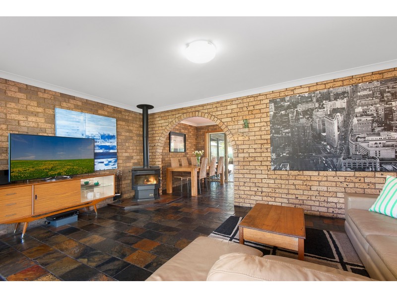 79 Halls Road, Helensburgh NSW 2508