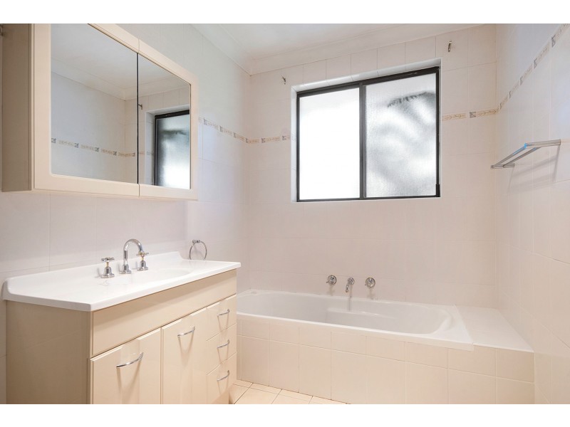 79 Halls Road, Helensburgh NSW 2508