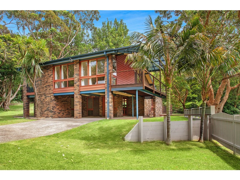 2 Station Street, Stanwell Park NSW 2508