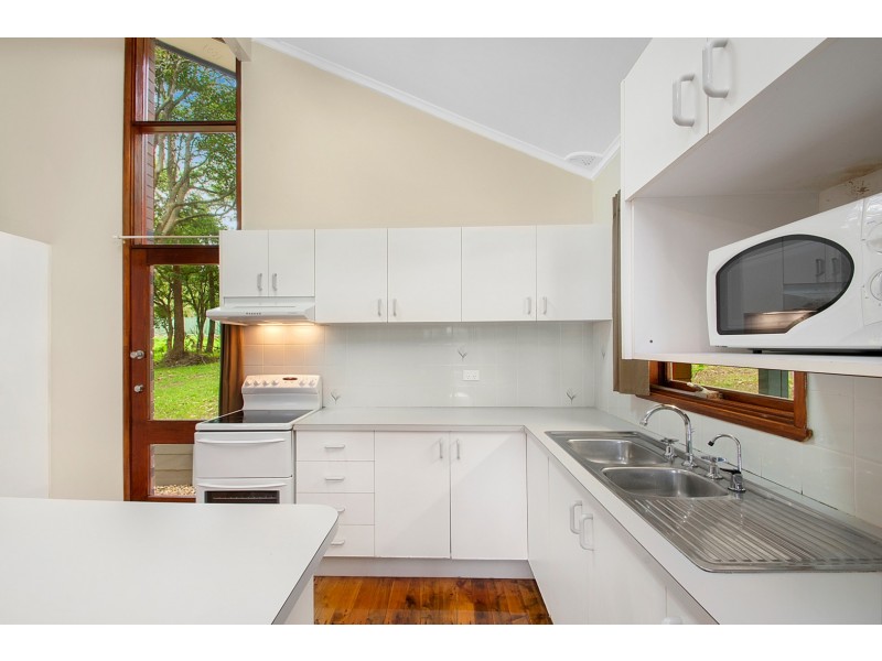 2 Station Street, Stanwell Park NSW 2508