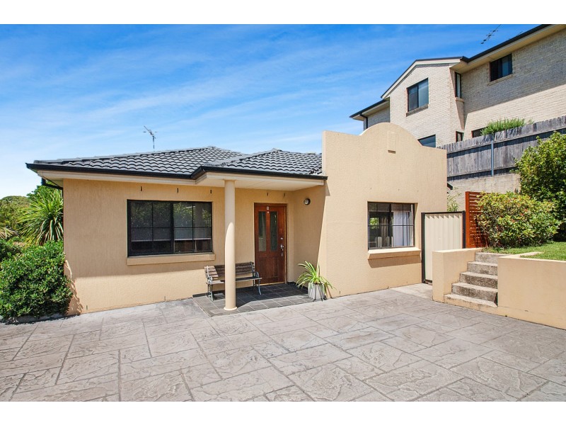 1/8 Short Street, Helensburgh NSW 2508