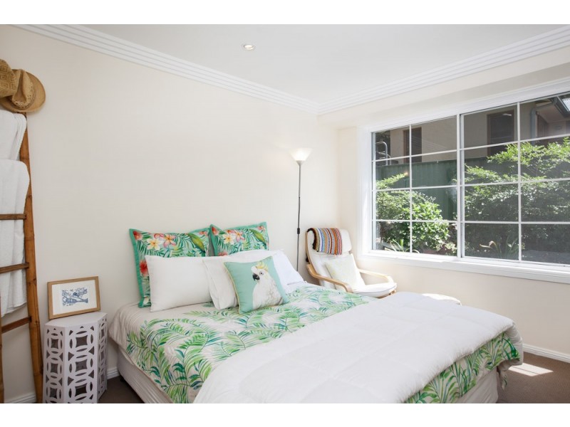 1 Sheridan Crescent, Stanwell Park NSW 2508