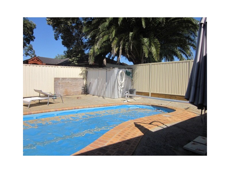 19 Parma Crescent, St Helens Park NSW 2560