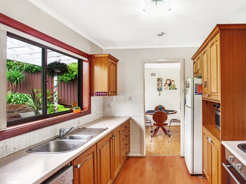 15 Maidstone Street, Helensburgh NSW 2508