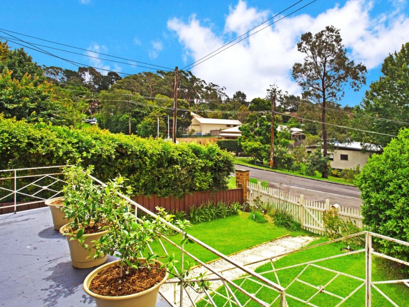 15 Maidstone Street, Helensburgh NSW 2508