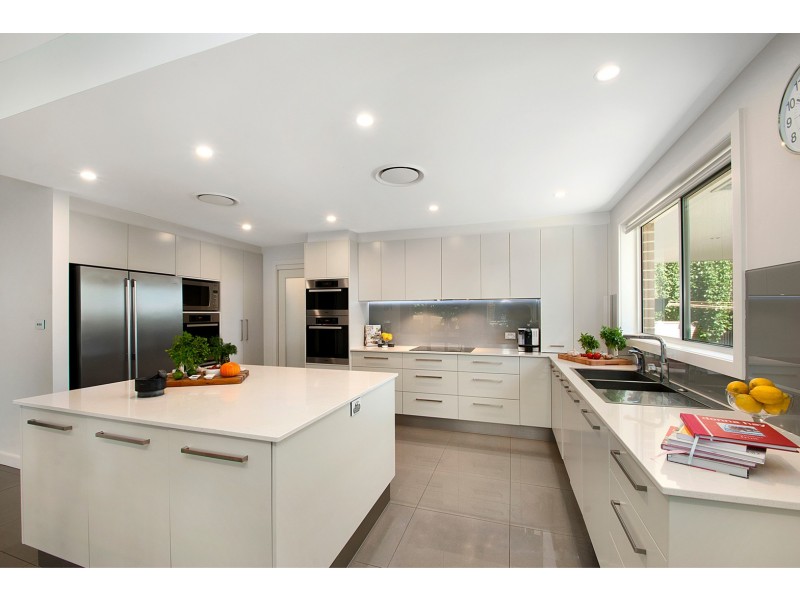 26 Rosebery Street, Heathcote NSW 2233