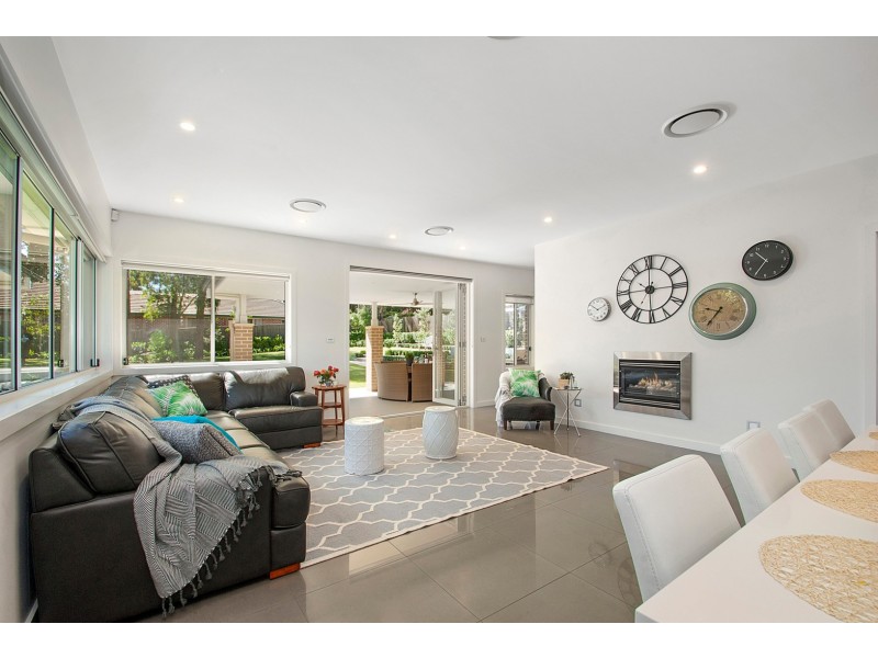 26 Rosebery Street, Heathcote NSW 2233