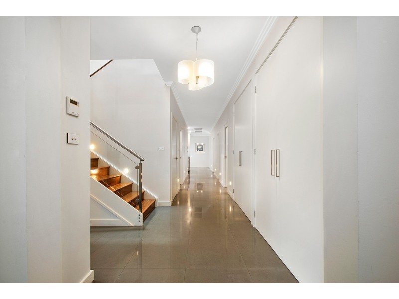 26 Rosebery Street, Heathcote NSW 2233