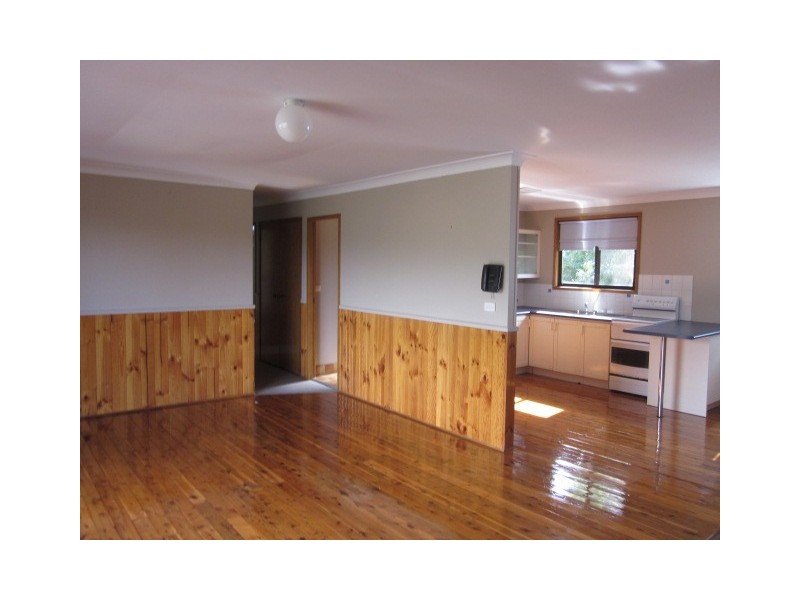 65 The Crescent, Helensburgh NSW 2508