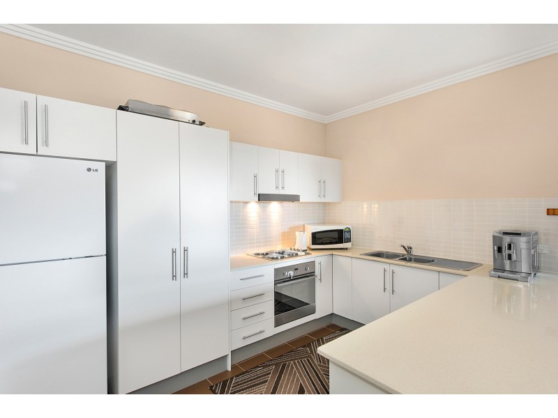 13/11 Stuart Street, Helensburgh NSW 2508