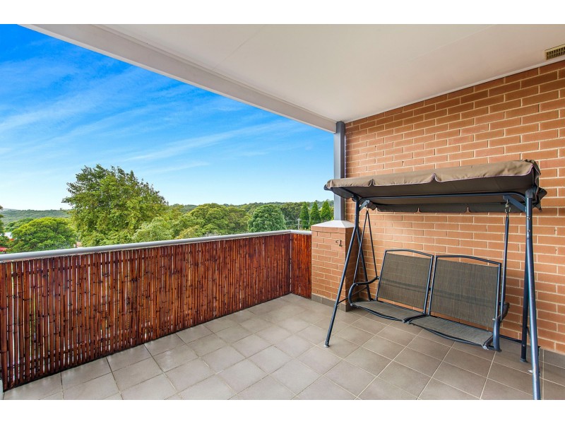 13/11 Stuart Street, Helensburgh NSW 2508