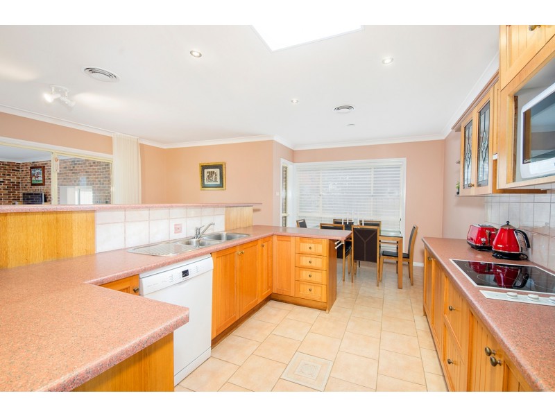 12 Chadwick Grove, Helensburgh NSW 2508