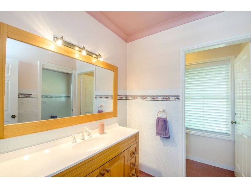 12 Chadwick Grove, Helensburgh NSW 2508