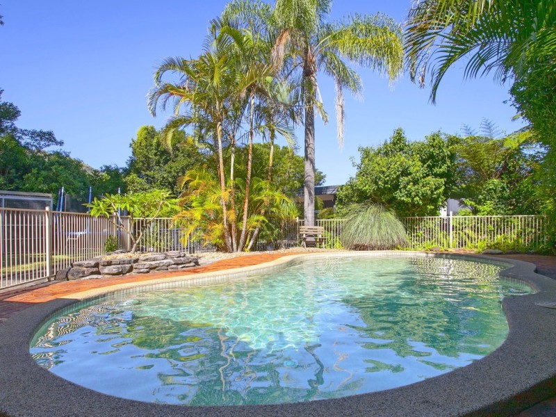 25 Chellowdene Avenue, Stanwell Park NSW 2508