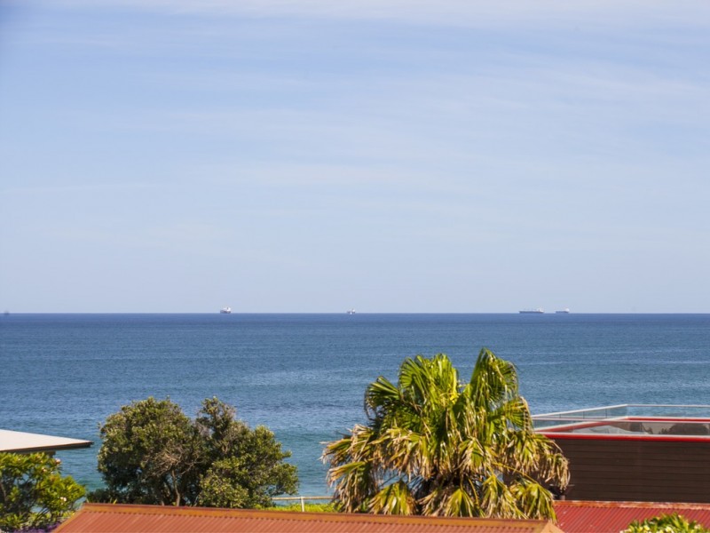 767 Lawrence Hargrave Drive, Coledale NSW 2515