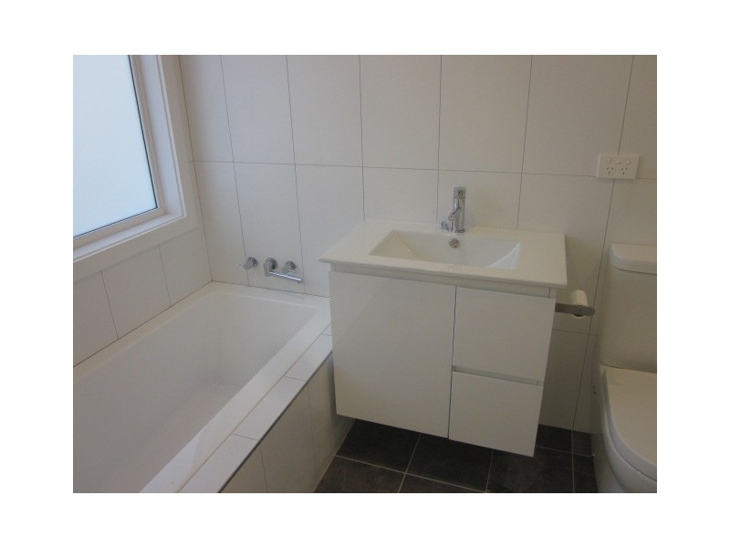 1/18A Foster Street, Helensburgh NSW 2508