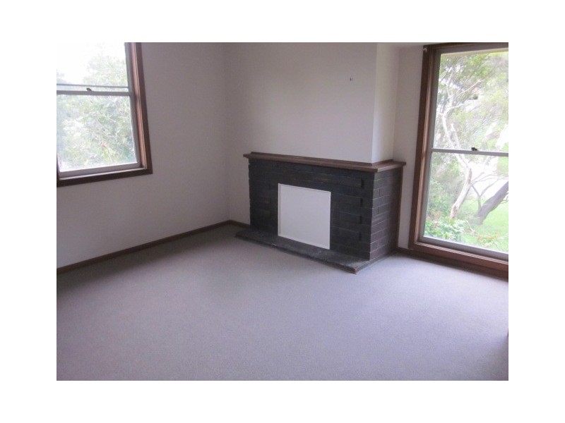 16 Station Street, Stanwell Park NSW 2508