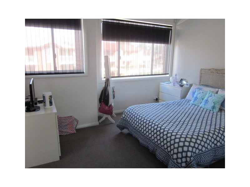 13/221A Waterworth Drive, Mount Annan NSW 2567