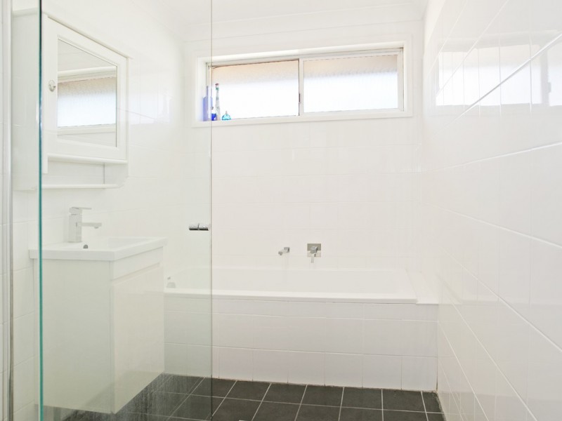 12 Plateau Road, Stanwell Tops NSW 2508