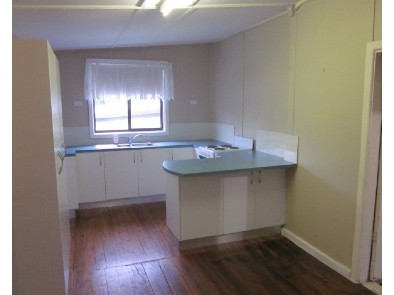 21 High Street, Helensburgh NSW 2508