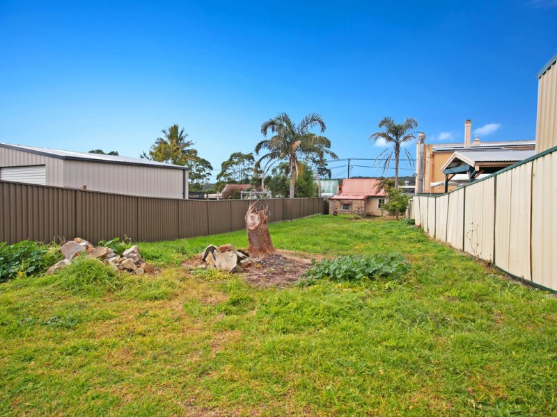 110 Parkes Street, Helensburgh NSW 2508
