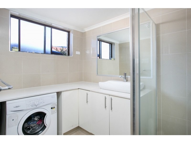1/16 Bath Street, Thirroul NSW 2515