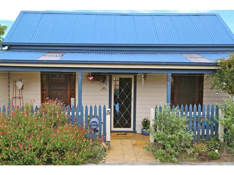 3 Sawan Lane, Helensburgh NSW 2508