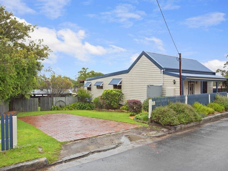 3 Sawan Lane, Helensburgh NSW 2508