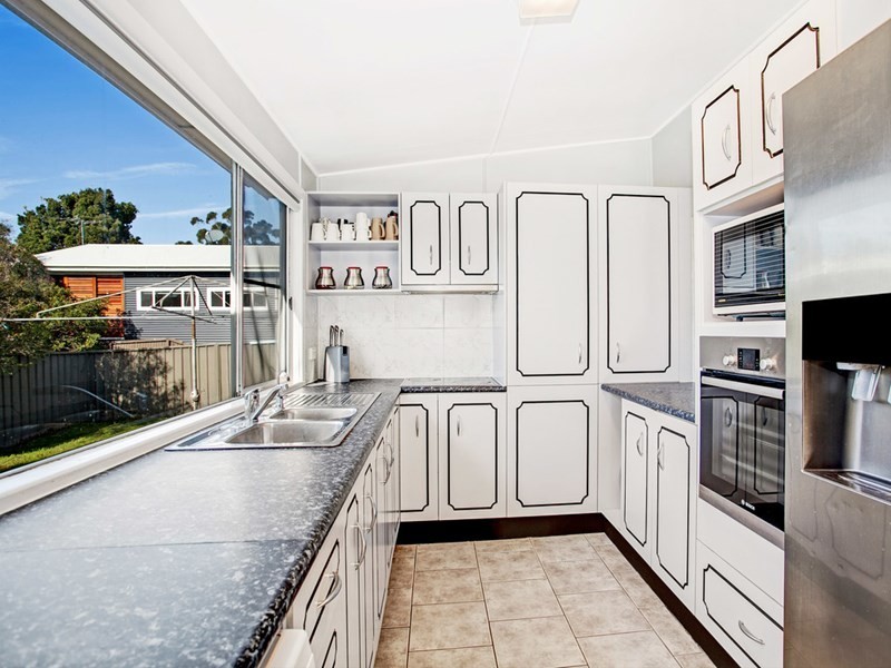 31 Hay Street, Helensburgh NSW 2508