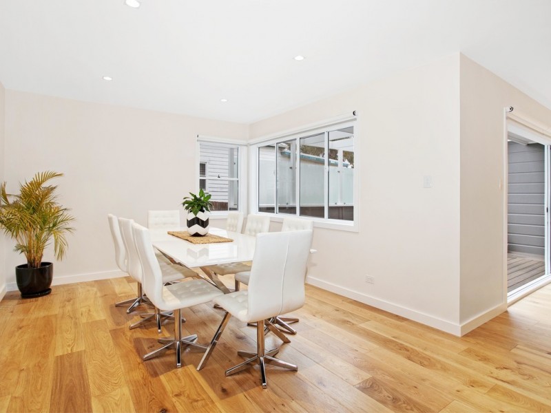 9 Raymond Road, Thirroul NSW 2515