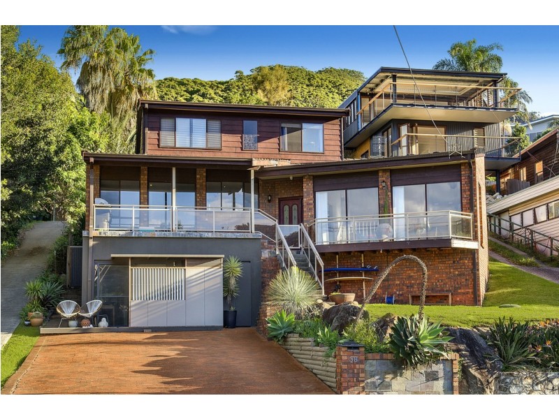 38 Lower Coast Road, Stanwell Park NSW 2508