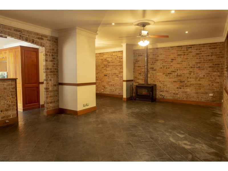 55 The Crescent, Helensburgh NSW 2508