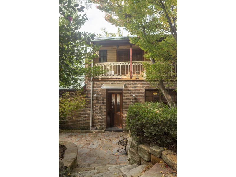 55 The Crescent, Helensburgh NSW 2508