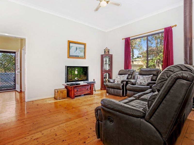 124 Parkes Street, Helensburgh NSW 2508