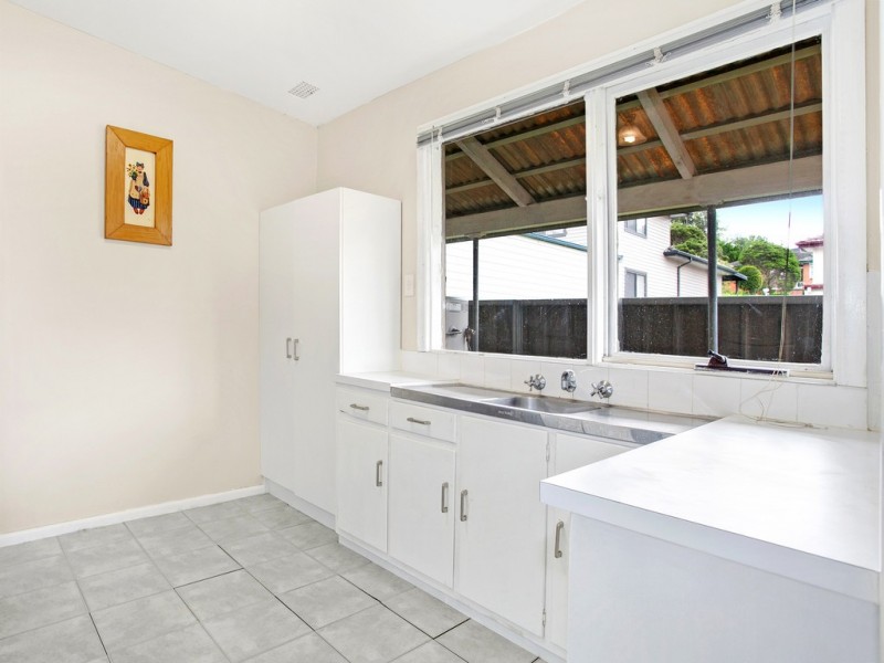100 Laver Road, Dapto NSW 2530