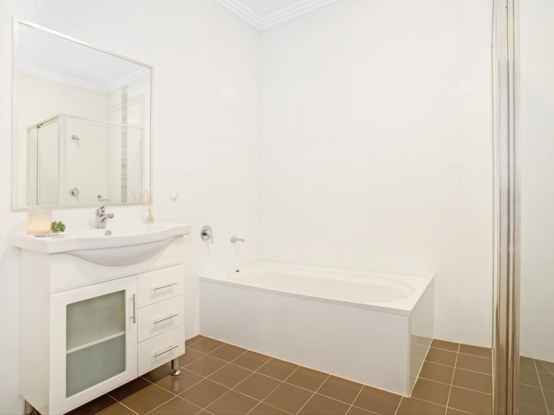 6/11 Stuart Street, Helensburgh NSW 2508