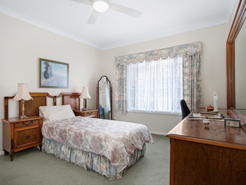 2/37 Glencoe Street, Sutherland NSW 2232
