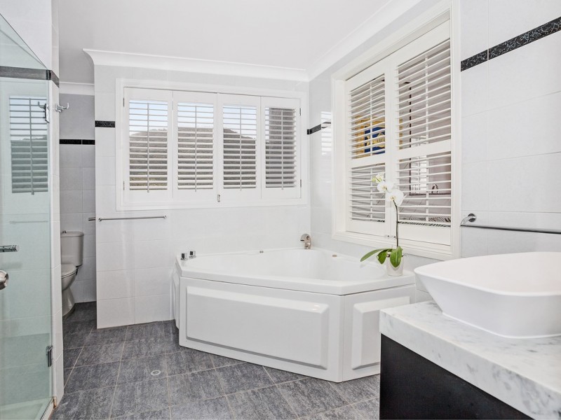 35 Murrawal Road, Stanwell Park NSW 2508