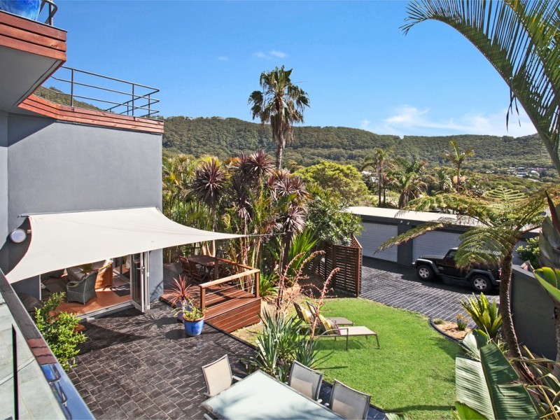 35 Murrawal Road, Stanwell Park NSW 2508